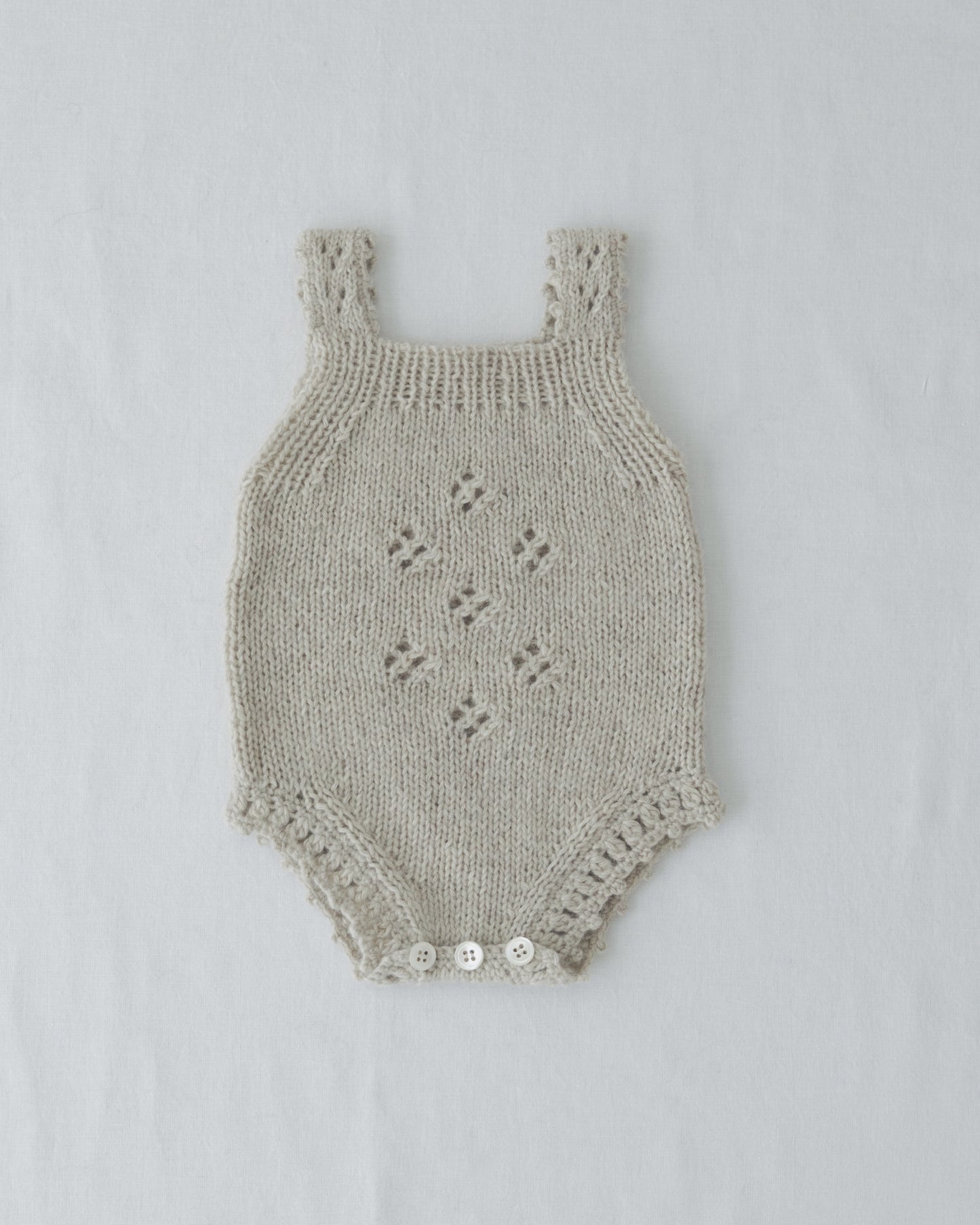 Kit / ヤクのボンネットとロンパース