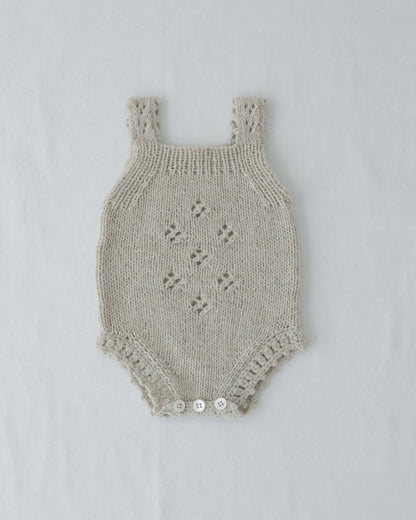 Kit / ヤクのボンネットとロンパース