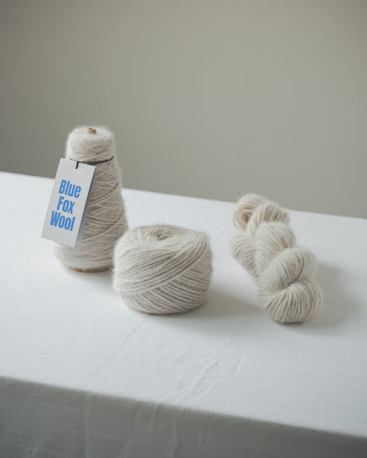 BLUE FOX WOOL